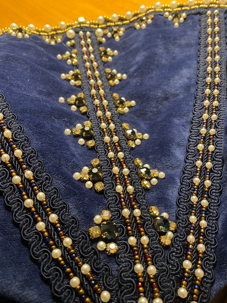 Blue Tudor Gown: Building the&nbsp;Plaquette